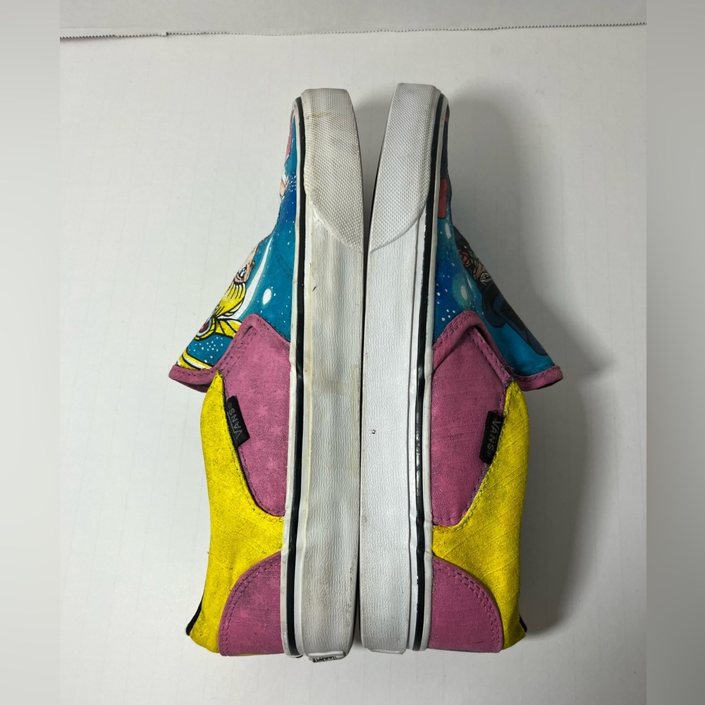 Vans Classic slip on painted Sailor Moon size 9 - Picture 3 of 7